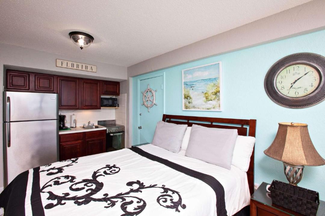 Photo of Bedroom in Daytona Beach Shores