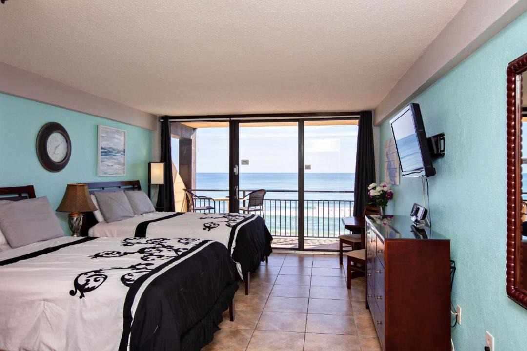 Photo of Livingroom in Daytona Beach Shores
