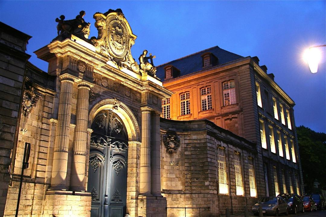 Photo of Others in Arras