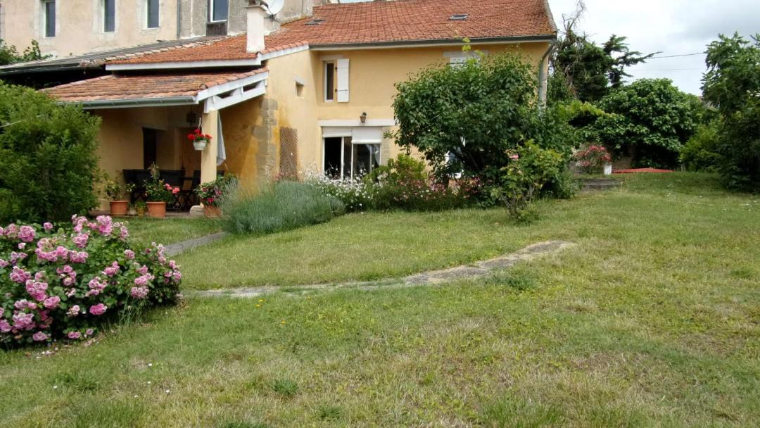 Photo of Others in Grateloup-Saint-Gayrand