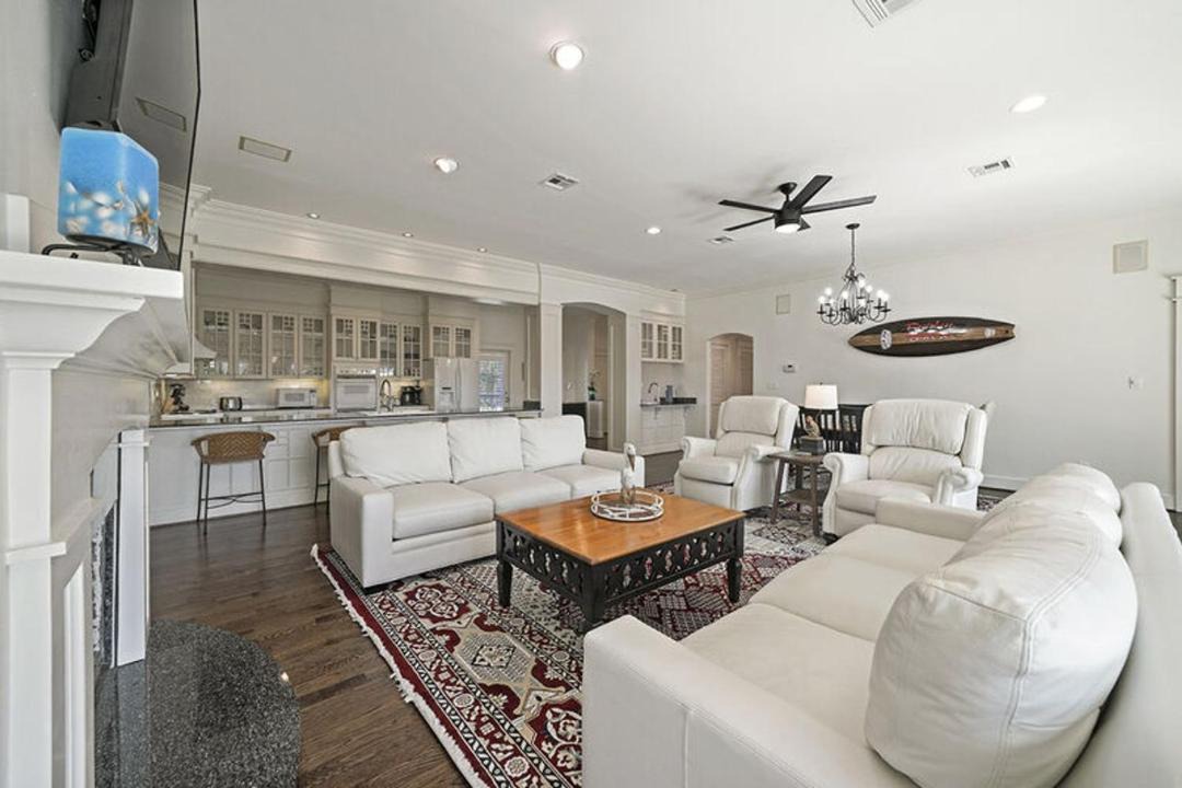 Photo of Livingroom in Gulf Pines