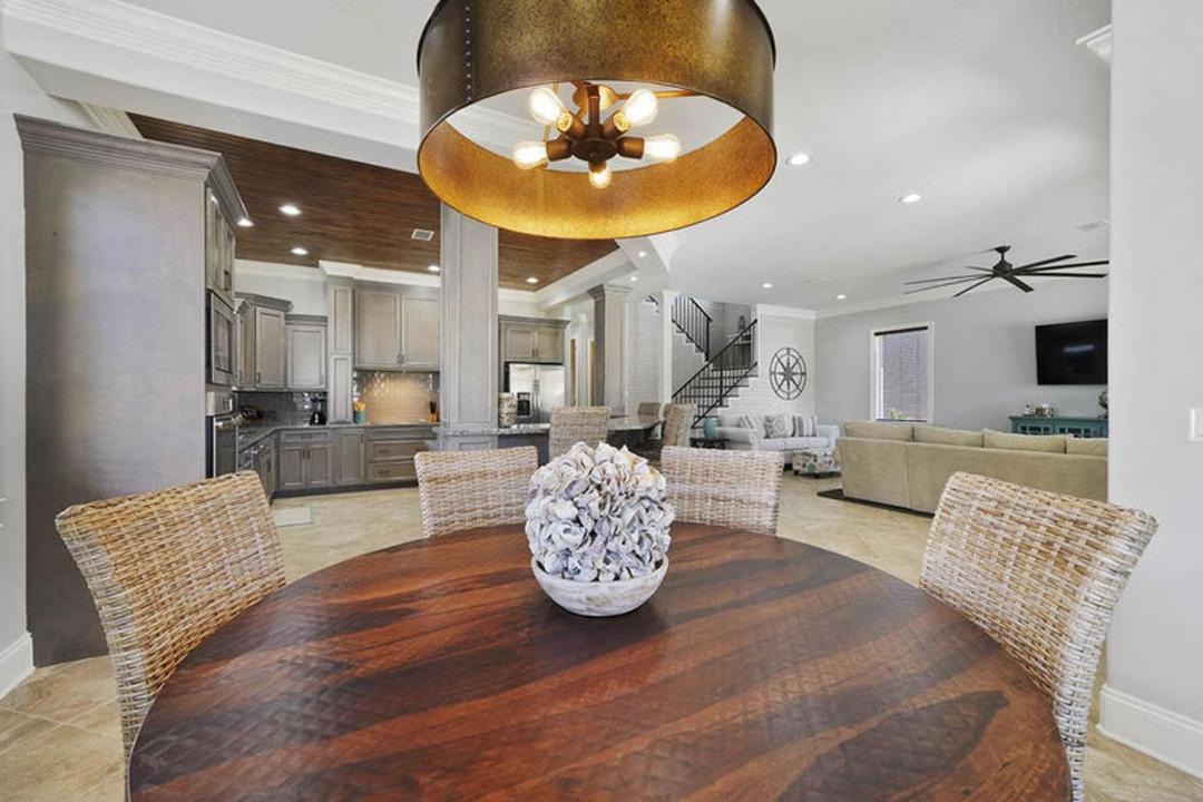 Photo of Livingroom in Crystal Beach