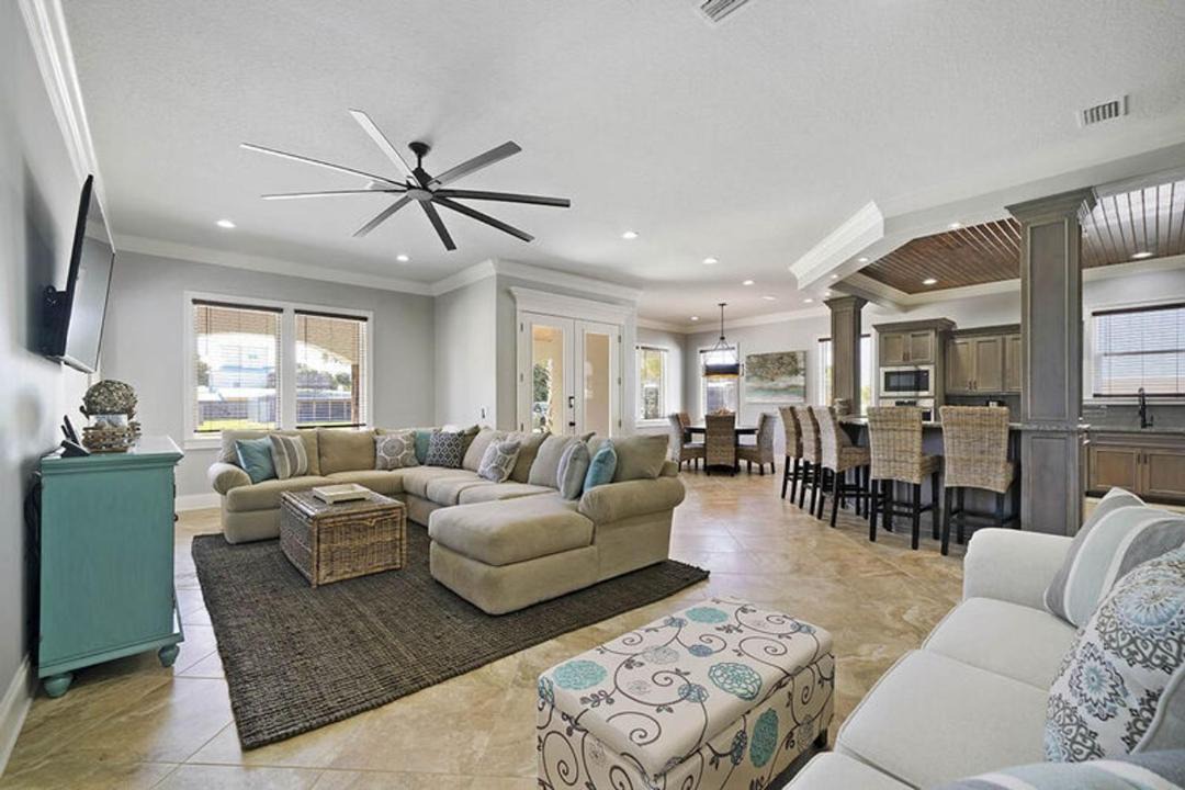 Photo of Livingroom in Crystal Beach