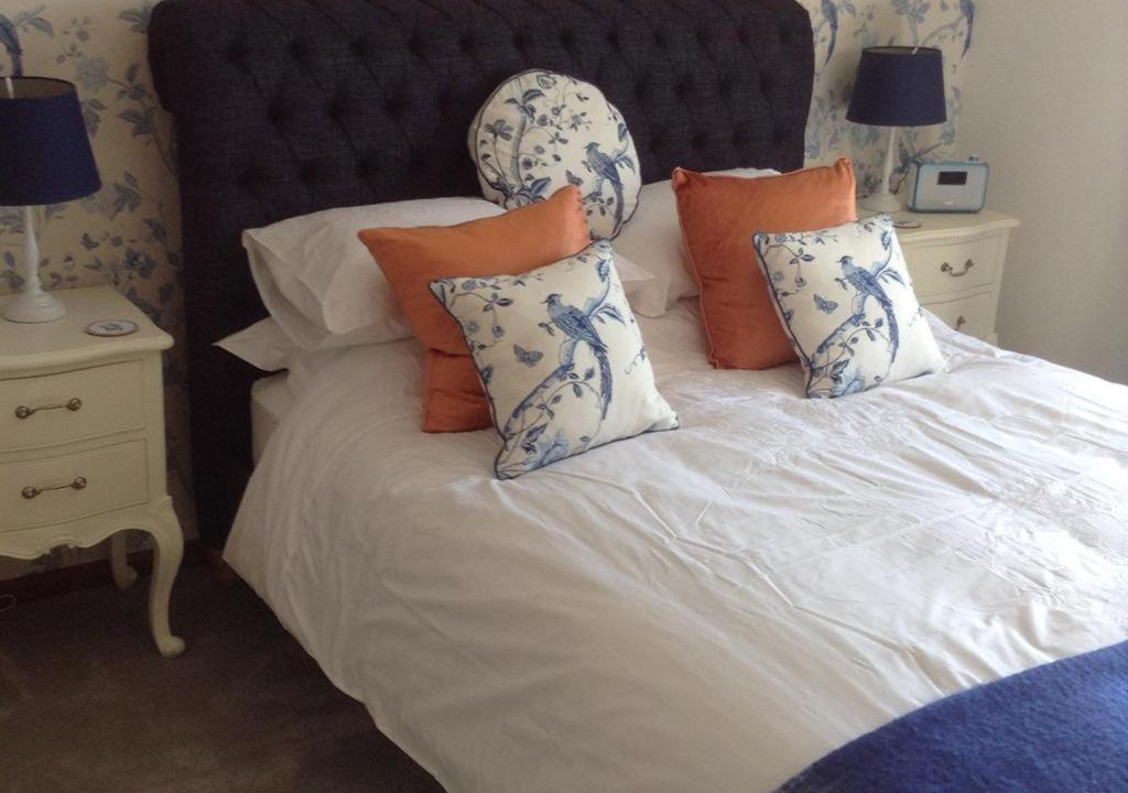 Photo of Bedroom in Tirabad