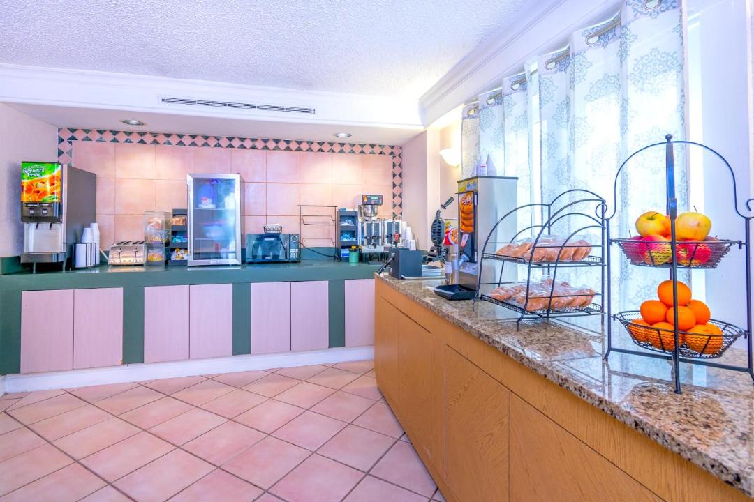 Photo of Kitchen in Clute