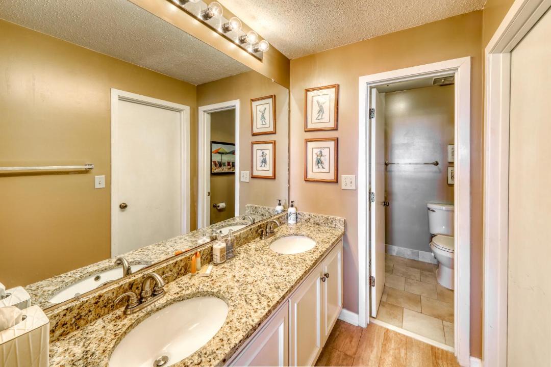 Photo of Bathroom in Isle of Palms