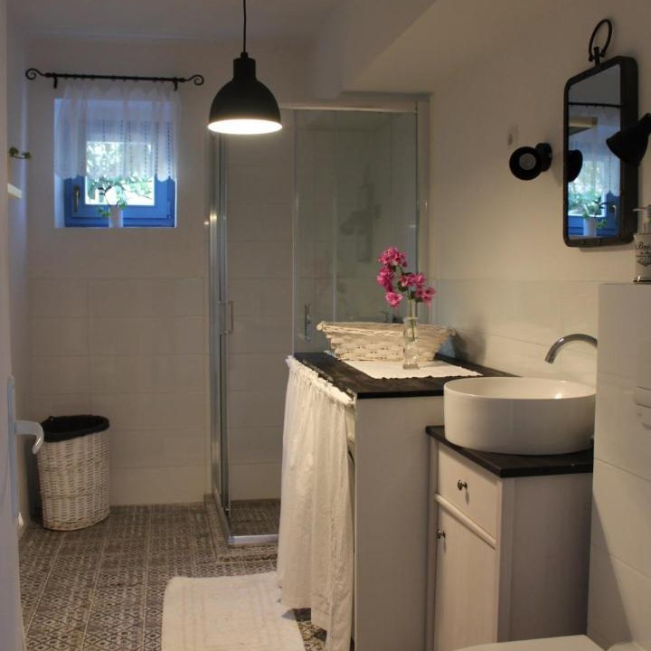 Photo of Bathroom in Veli Iz