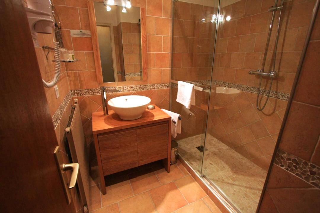 Photo of Bathroom in Gincla