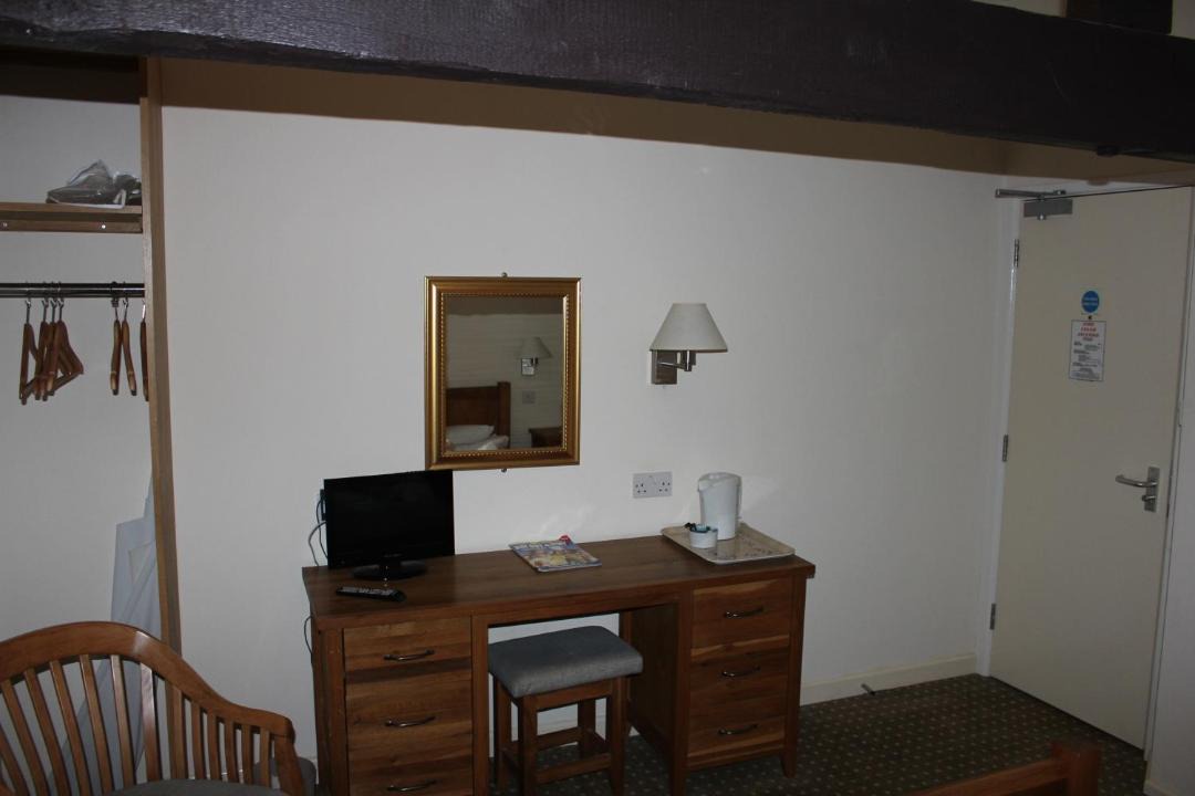 Photo of Others in Wadeford