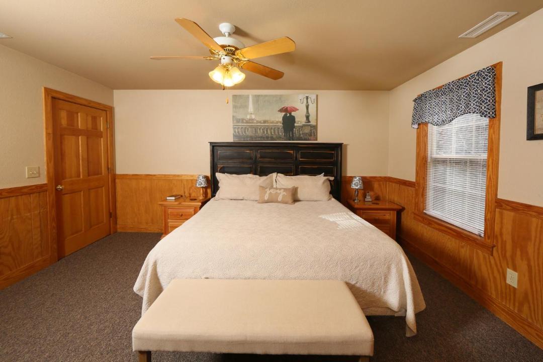 Photo of Bedroom in Pigeon Forge