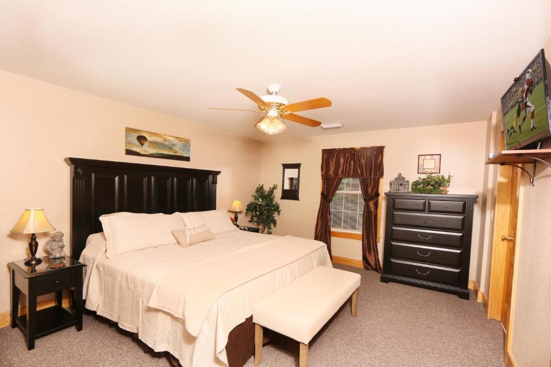 Photo of Bedroom in Pigeon Forge