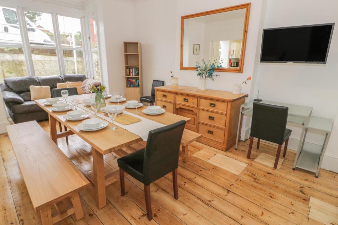 Photo of Others in Bont Newydd