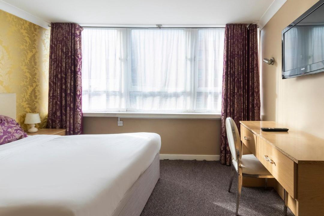 Photo of Bedroom in Luton