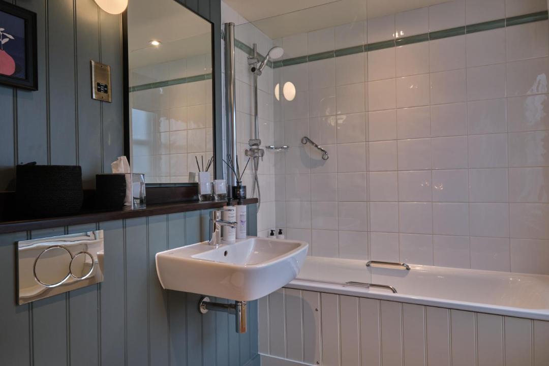 Photo of Others in Esher