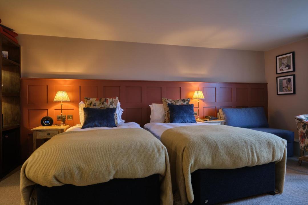 Photo of Others in Esher