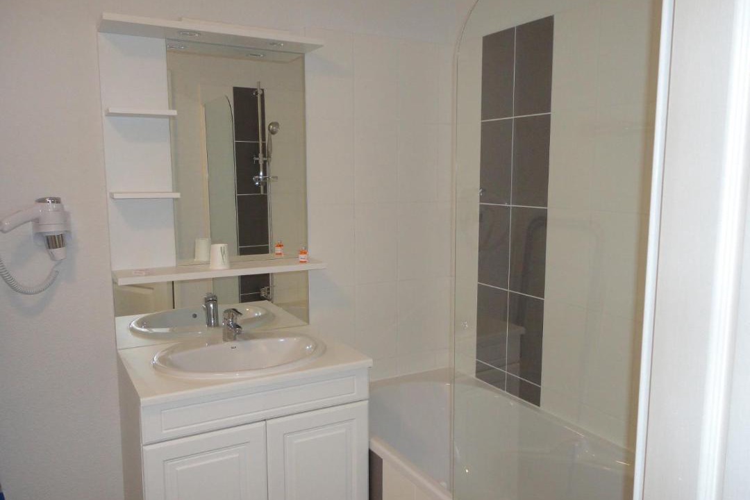 Photo of Others in Plescop