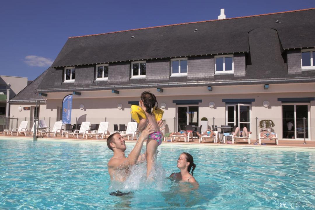 Photo of Others in Plescop