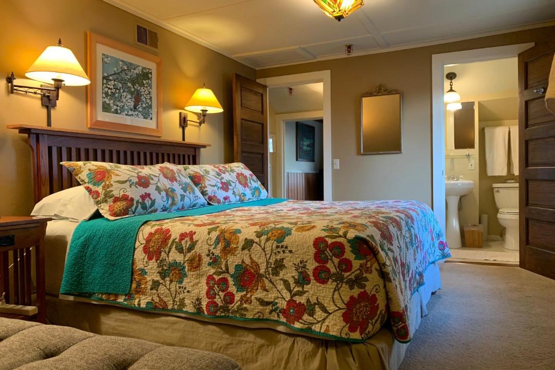 Photo of Others in Eastsound