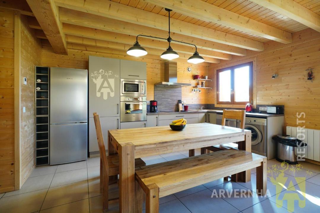 Photo of Kitchen in Chambon-sur-Lac