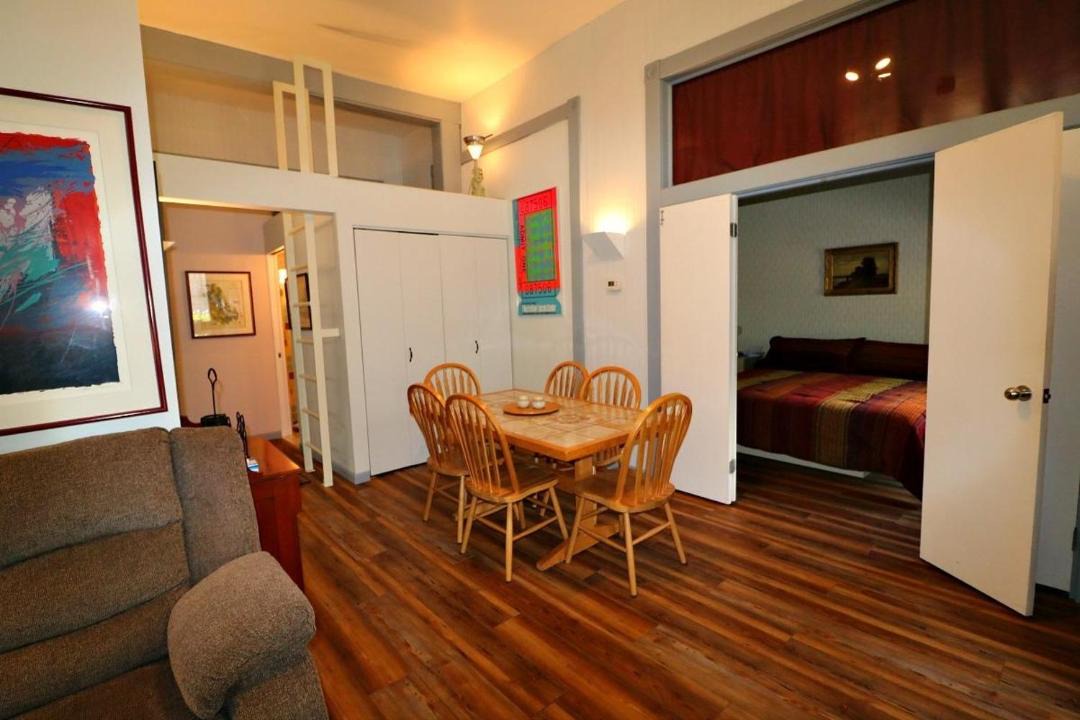 Photo of Livingroom in Chautauqua