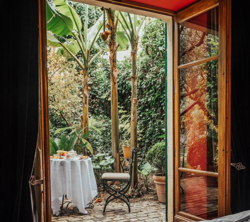 Photo of Others in Faubourg