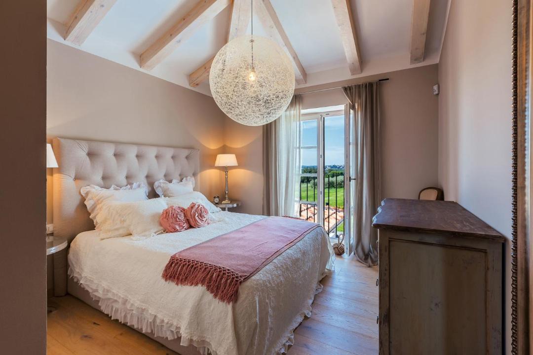 Photo of Bedroom in Baderna