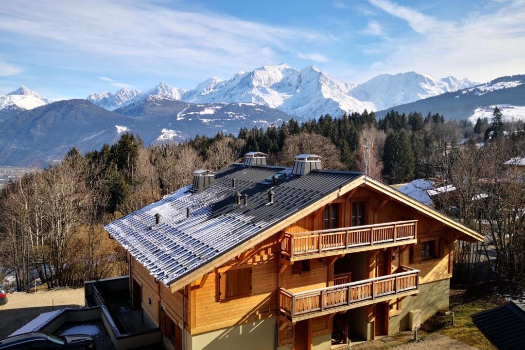 Photo of Buildings in Combloux