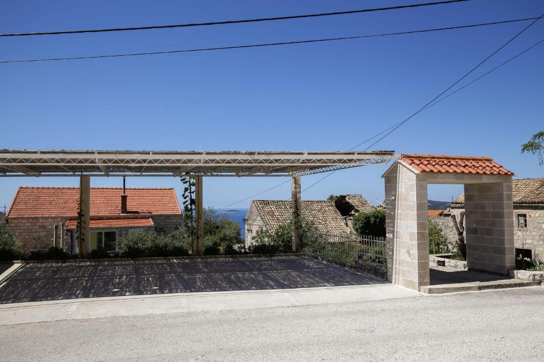 Photo of Buildings in Orasac