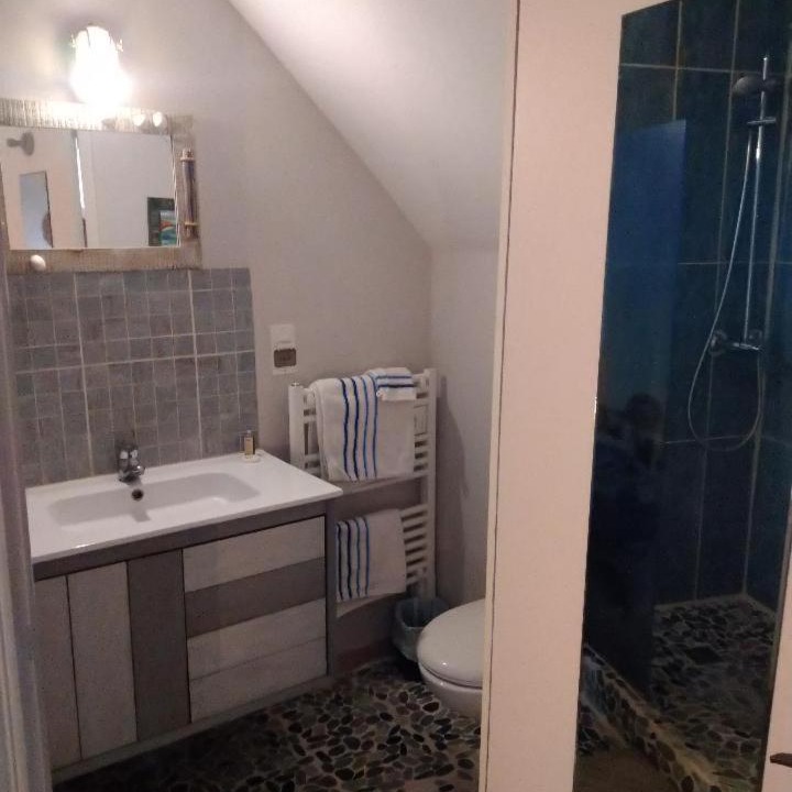 Photo of Bathroom in Belloy