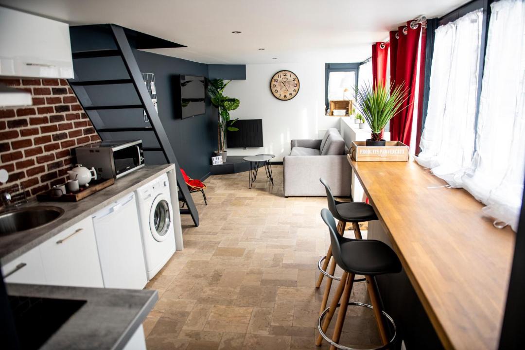 Photo of Livingroom in Saint-Leu-dEsserent