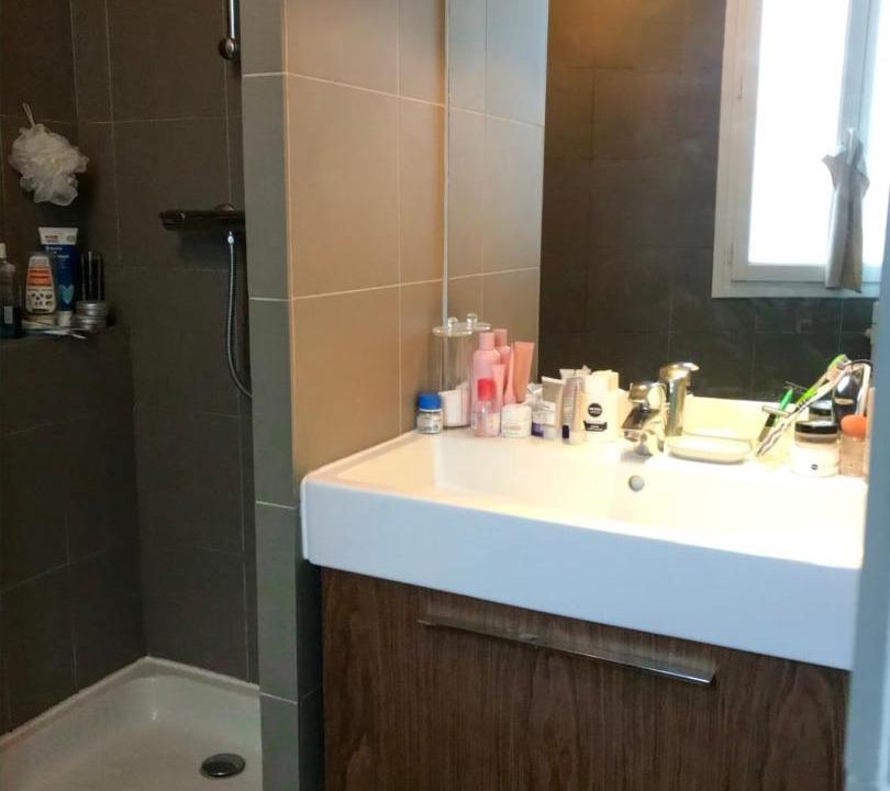 Photo of Bathroom in 13th Arrondissement
