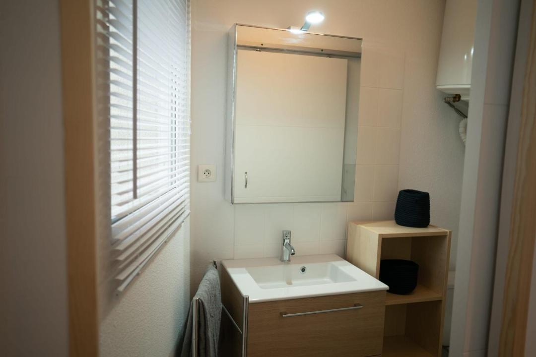 Photo of Bathroom in Jean Moulin - Marius Berliet