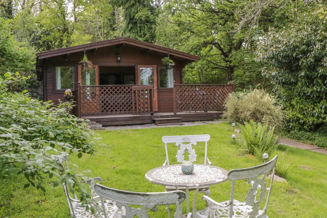 Photo of Buildings in Henryd