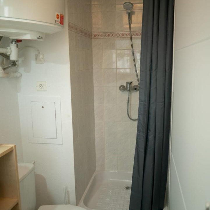 Photo of Bathroom in Jean Moulin - Marius Berliet