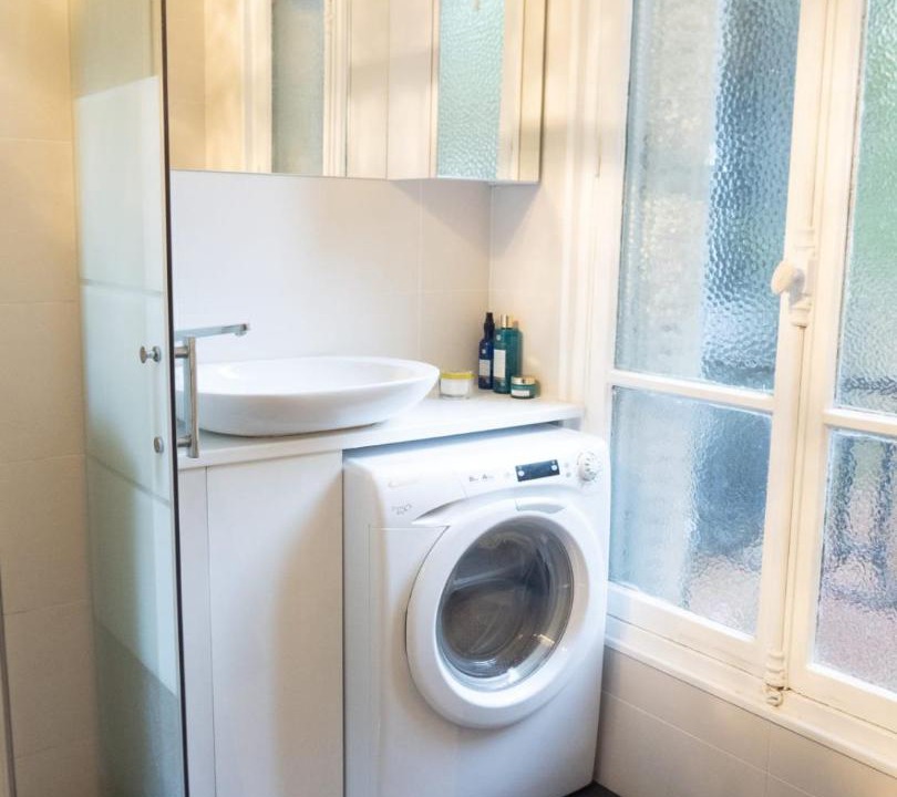 Photo of Bathroom in Quartier de la Plaine-de-Monceaux