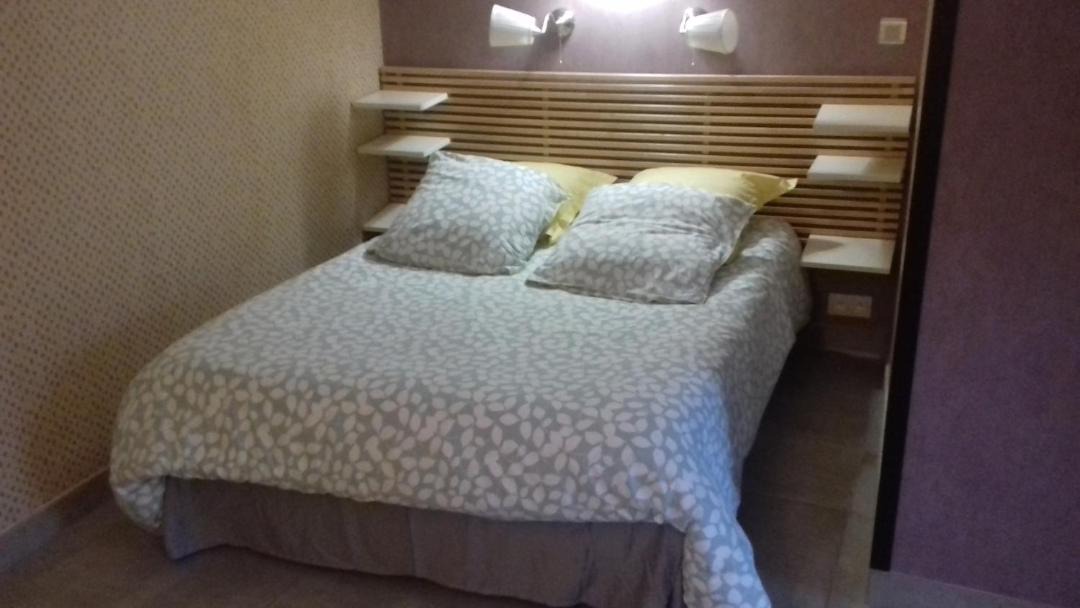 Photo of Bedroom in Yvetot-Bocage