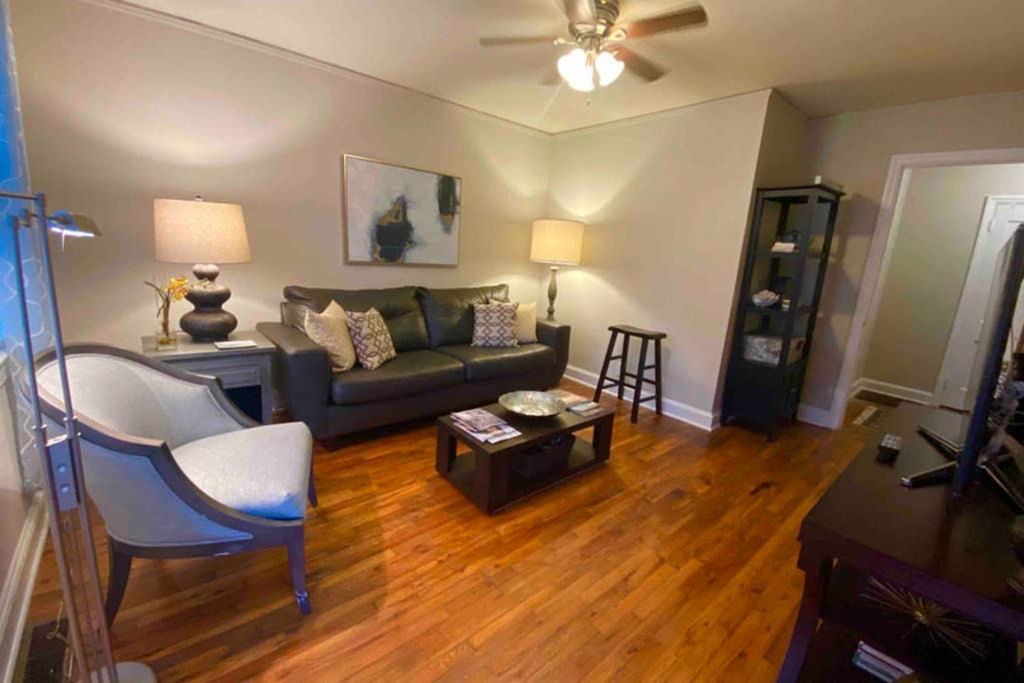 Photo of Livingroom in University Park