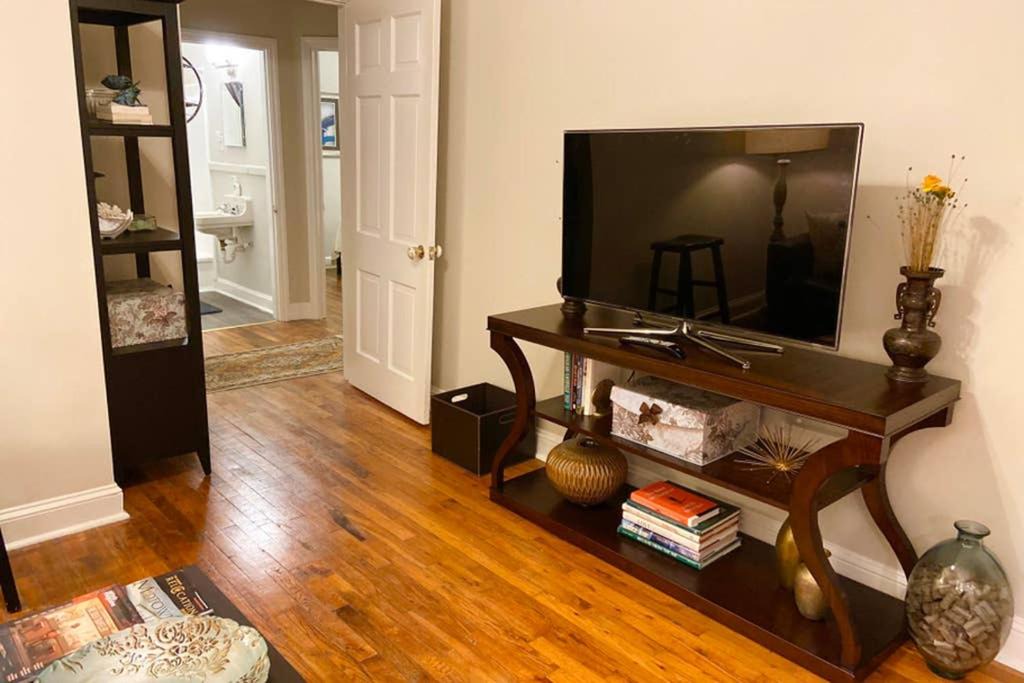 Photo of Livingroom in University Park