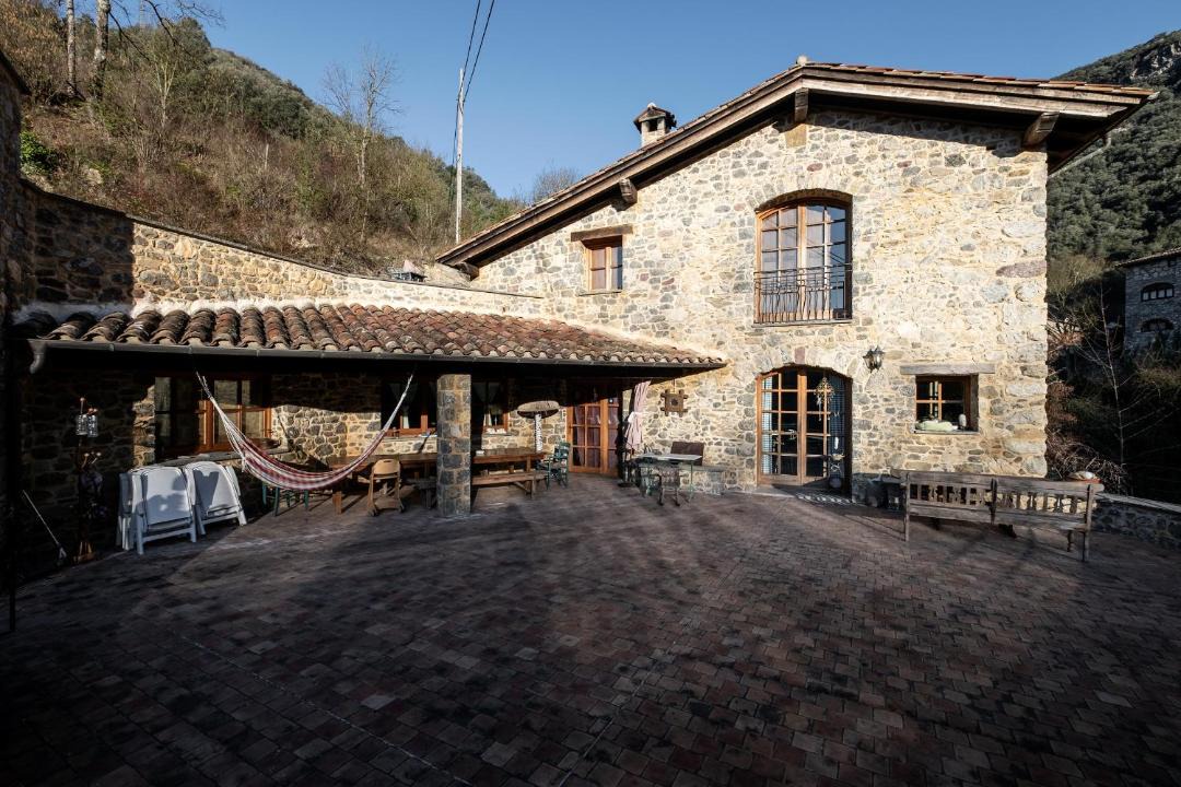 Photo of Others in Beget