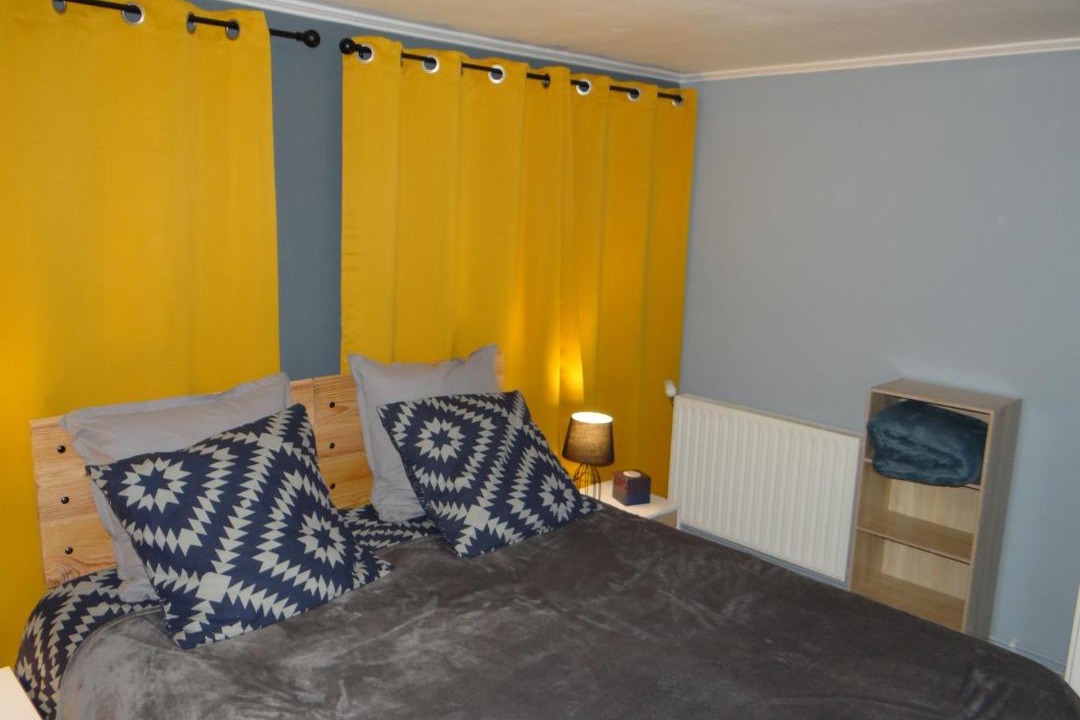 Photo of Bedroom in Saint-Jean-de-Maurienne