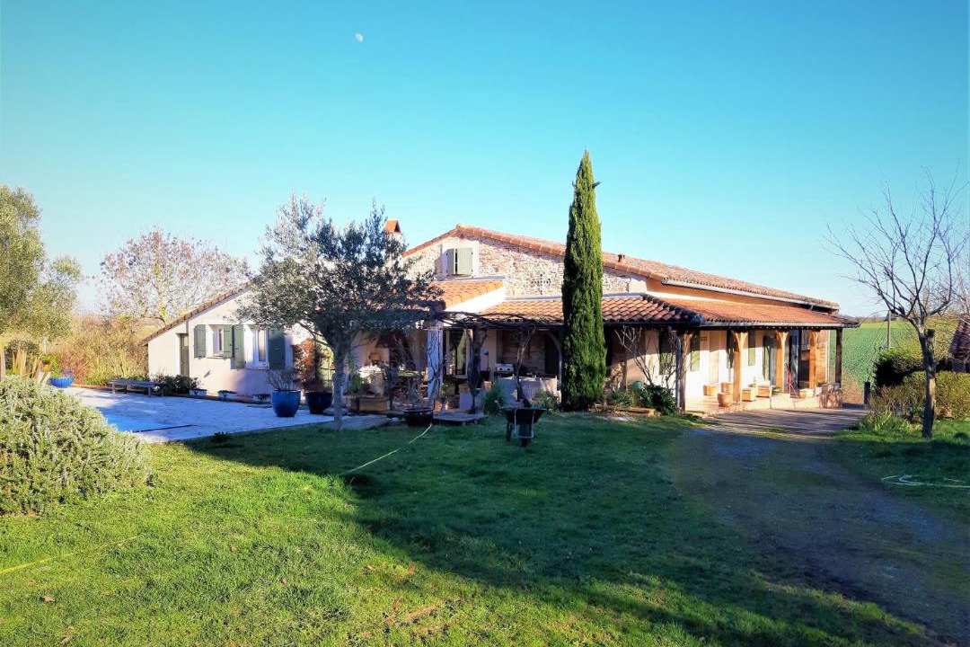 Photo of Buildings in Montgaillard-Lauragais