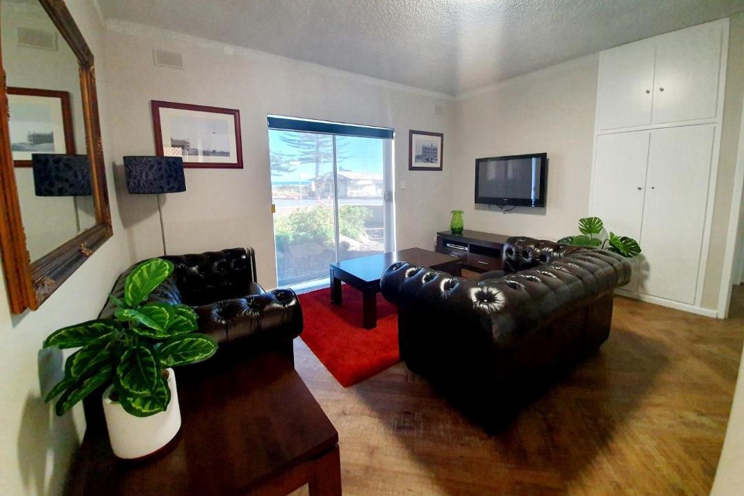 Photo of Others in Largs Bay