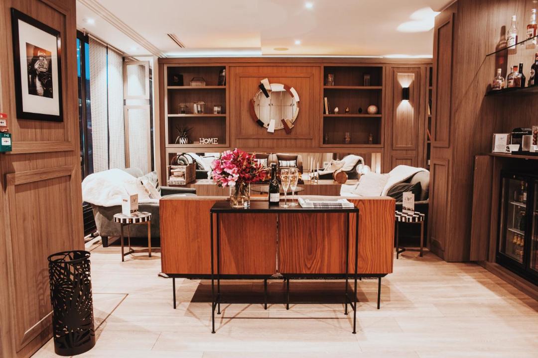 Photo of Others in Montparnasse