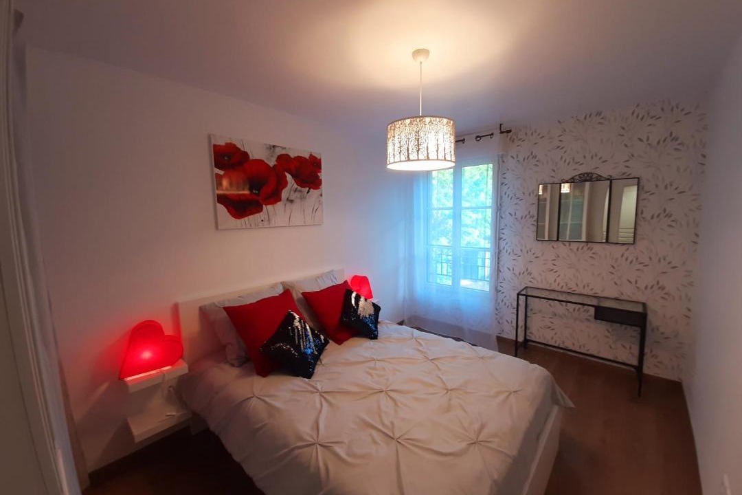 Photo of Others in Orsay