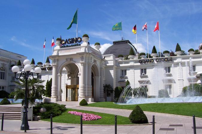 Photo of Buildings in Aix-les-Bains City Center