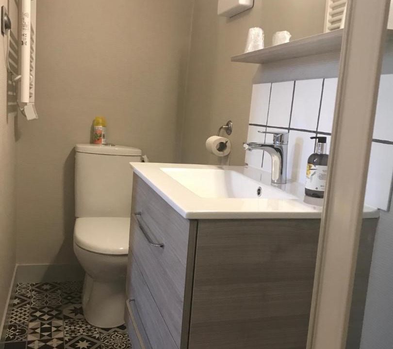 Photo of Bathroom in Les Andelys