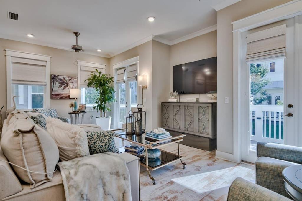 Photo of Livingroom in Panama City Beach