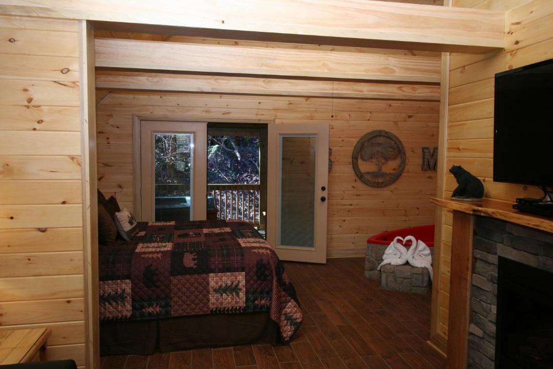 Photo of Others in Gatlinburg