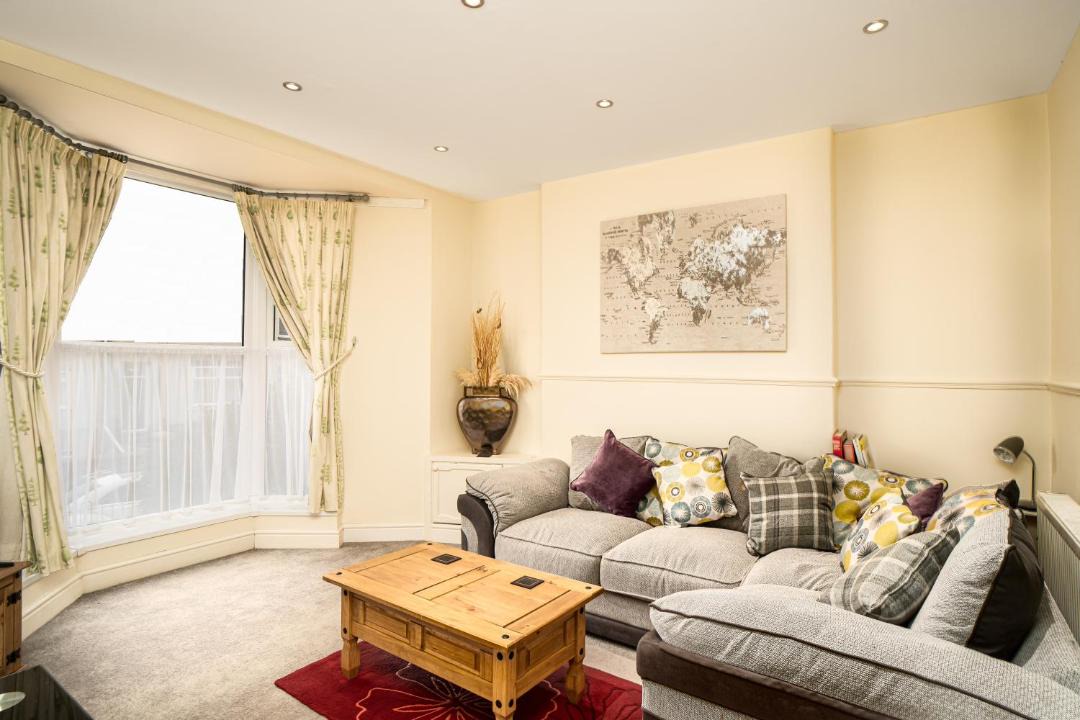 Photo of Livingroom in Skewen