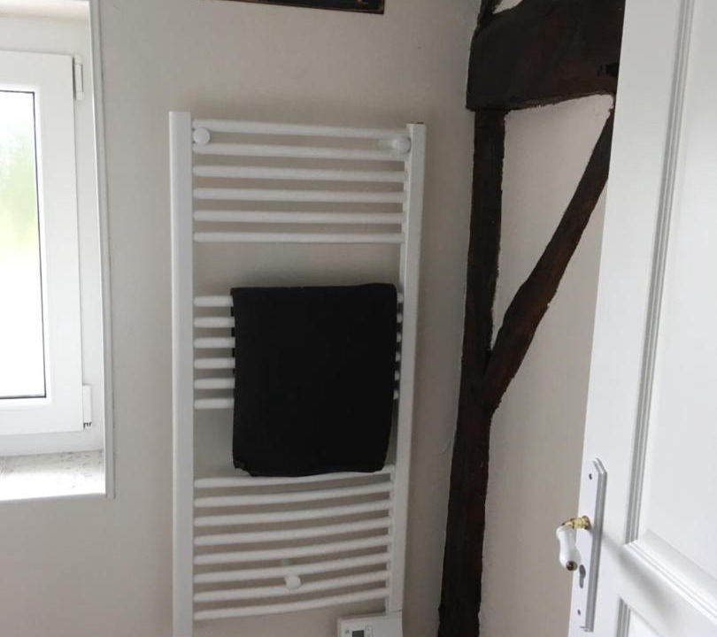 Photo of Others in Athee